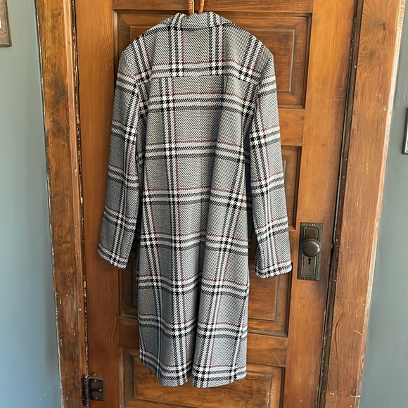 Scoop M Pocket Plaid Knit Duster - Picture 5 of 5